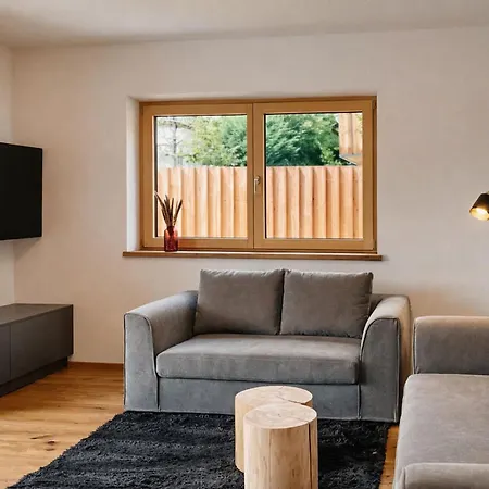 Isanora - By Alpenluxus Collection * فغن